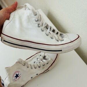 Converse Classic White Canvas High-Tops